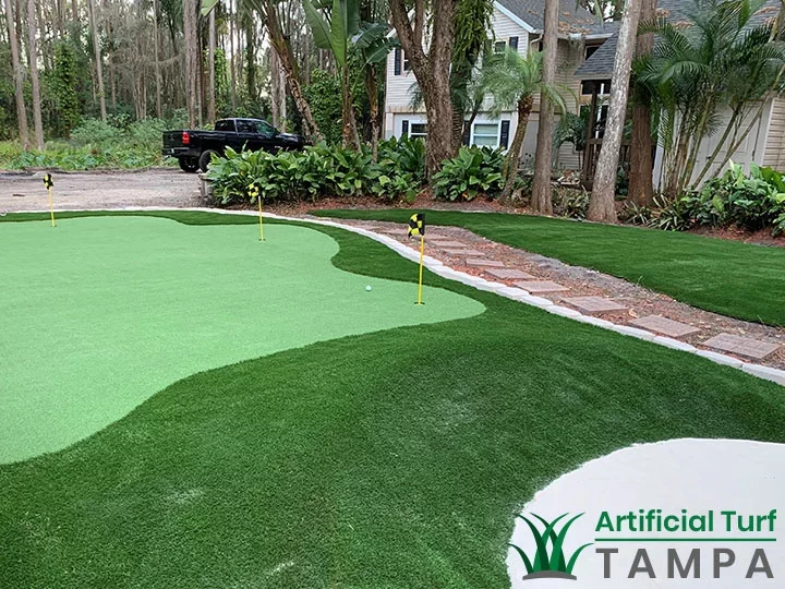 Advantages of Putting Green To Your Home’s Backyard
