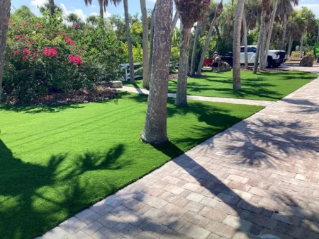 How synthetic grass contributes to water conservation efforts in the Orlando area